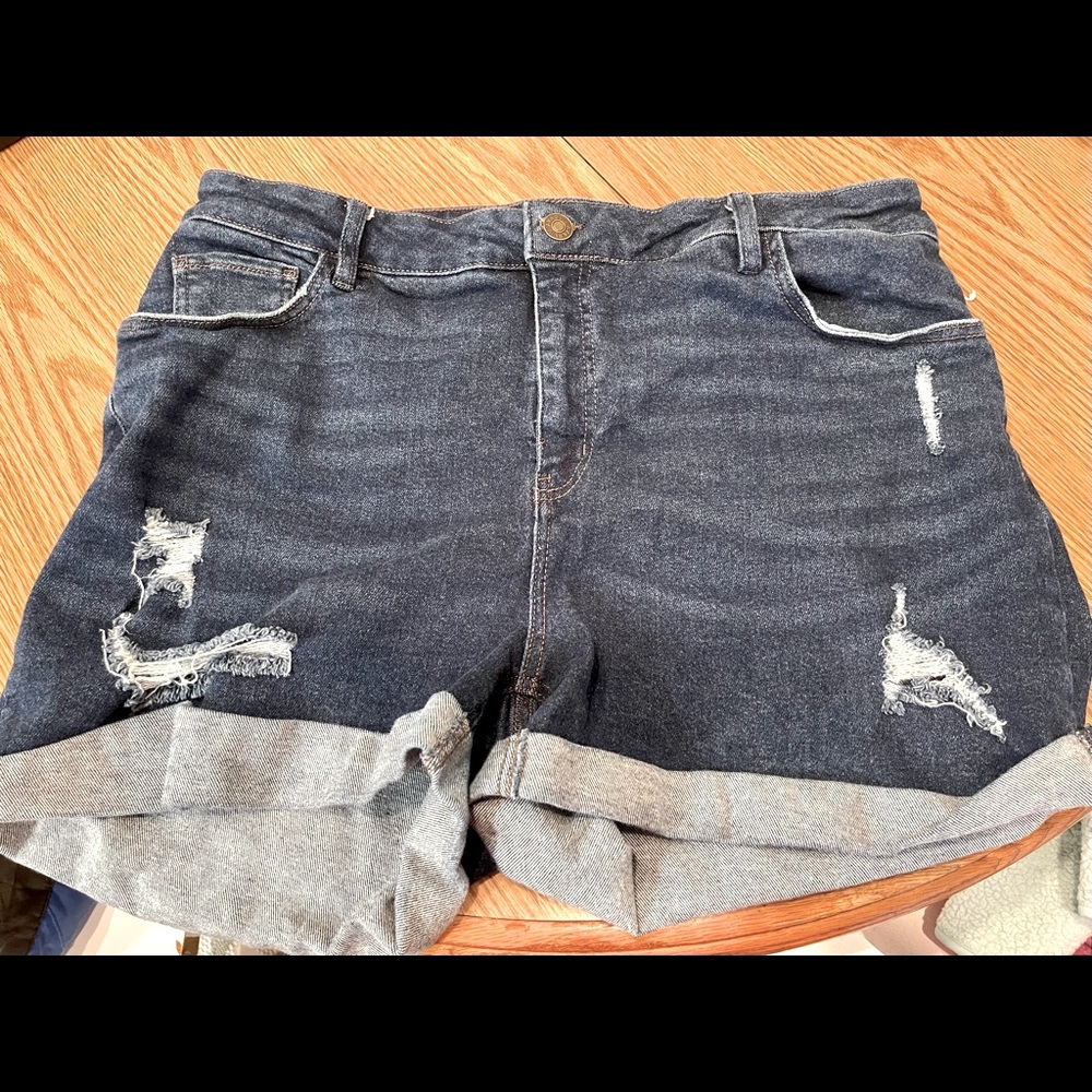Women's Plus Sz denim shorts